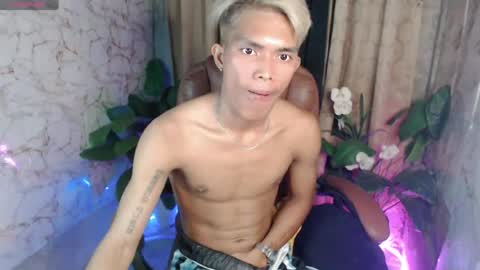 ken_minjun online show from June 15, 1:35 pm