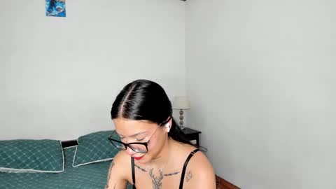 Kendal online show from November 24, 3:34 pm