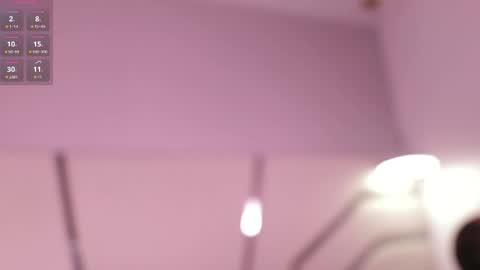 kendall_evanss_ online show from May 30, 7:22 pm