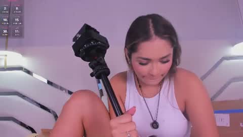 kendall_evanss_ online show from June 12, 7:13 pm