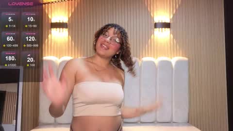 Snapshot of kendall_rossii_ chatting on November 28, 3:20 am kendall_rossii_ online show from November 28, 3:20 am