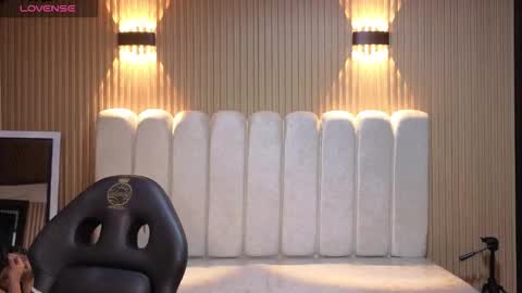 Snapshot of kendall_rossii_ chatting on December 2, 3:12 am kendall_rossii_ online show from December 2, 3:12 am