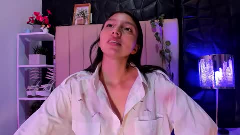 kendall_saenz online show from December 19, 11:01 pm