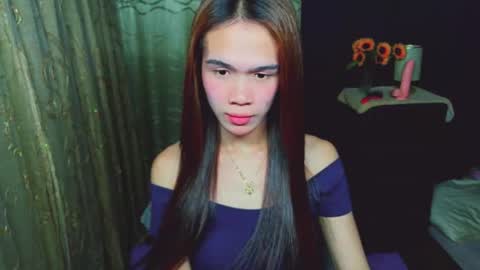 Kendall  online show from March 19, 7:07 pm