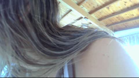 kendall online show from January 31, 8:01 pm