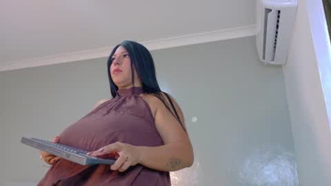   online show from June 18, 8:58 am