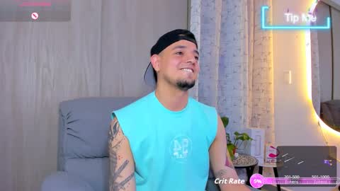 Snapshot of kendel_dimitri chatting on October 3, 3:25 am kendel_dimitri online show from October 3, 3:25 am