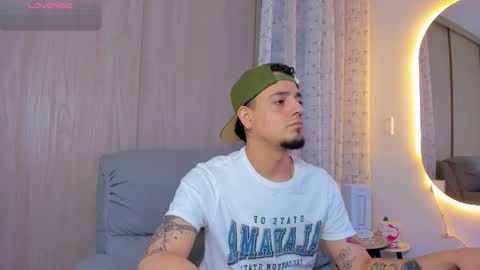 Snapshot of kendel_dimitri chatting on November 22, 4:55 am kendel_dimitri online show from November 22, 4:55 am