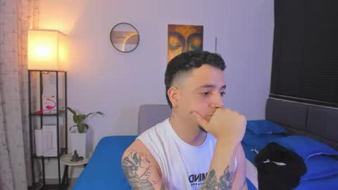 Snapshot of kendel_dimitri chatting on May 18, 4:07 am kendel_dimitri online show from May 18, 4:07 am