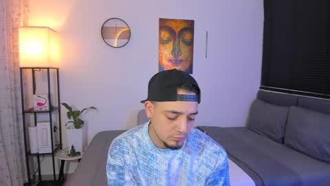 Snapshot of kendel_dimitri chatting on May 28, 6:00 am kendel_dimitri online show from May 28, 6:00 am