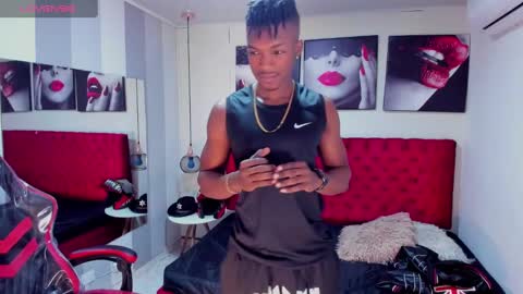 Snapshot of kender21_ chatting on January 19, 12:50 pm Kender online show from January 19, 12:50 pm