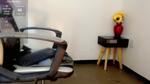 Snapshot of kendra_bailey chatting on November 18, 7:07 pm Kendra Bailey online show from November 18, 7:07 pm