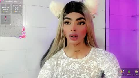 Snapshot of kendra_bailey chatting on December 13, 7:53 pm Kendra Bailey online show from December 13, 7:53 pm