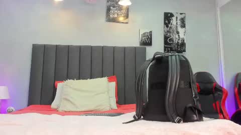 Kendra London online show from June 12, 11:31 am
