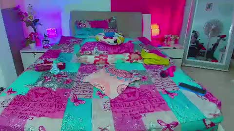 kendra_love31 online show from June 13, 3:04 am