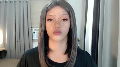 kendra_lunaxx online show from March 2, 7:15 am