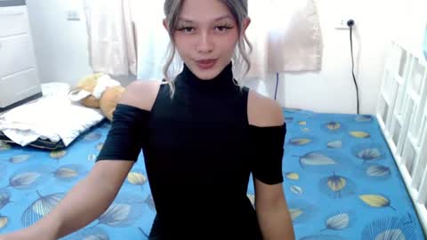 Snapshot of kendra_lunaxx chatting on June 14, 3:41 am kendra_lunaxx online show from June 14, 3:41 am