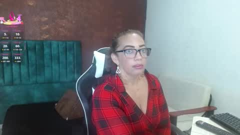 Snapshot of kendra_lust_69 chatting on September 14, 9:30 am kendra_lust_69 online show from September 14, 9:30 am