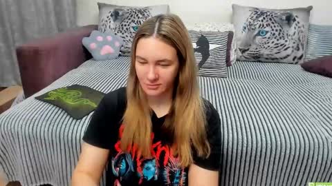 Snapshot of kendra_xx_ chatting on December 16, 11:54 pm Kendra online show from December 16, 11:54 pm
