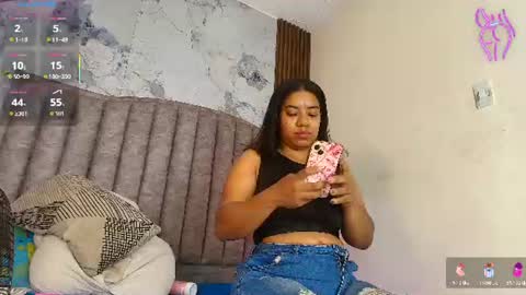 Snapshot of kendrabigass chatting on July 29, 4:27 pm Mamasita online show from July 29, 4:27 pm