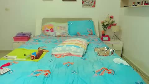 Snapshot of kendralove31 chatting on December 17, 4:34 am kendralove online show from December 17, 4:34 am