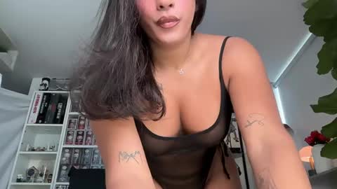 Hi Im kendra- onlyfans. isab2896 online show from June 6, 8:57 pm