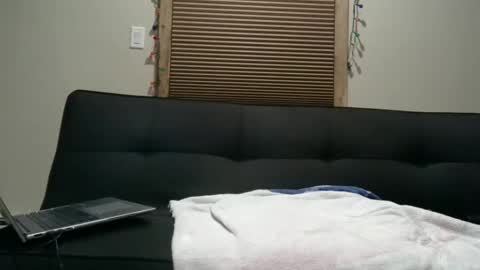 Kenluca online show from January 4, 10:02 pm