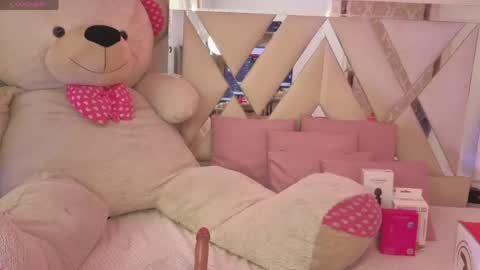 kenndal_tay online show from April 24, 7:27 pm