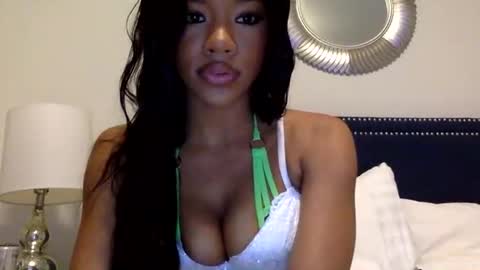 Snapshot of kennedy1024 chatting on April 28, 11:10 pm kennedy1024 online show from April 28, 11:10 pm