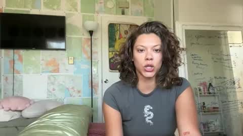 kennibby online show from May 27, 11:24 pm