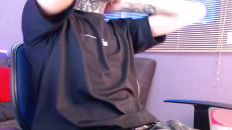 Snapshot of kenny__hot chatting on November 24, 3:12 pm kenny online show from November 24, 3:12 pm