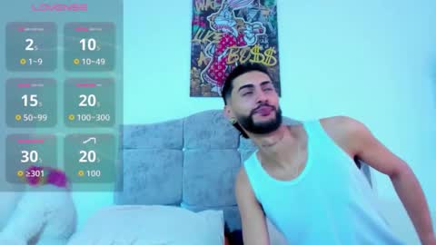 Snapshot of kenny_jackson_2025 chatting on March 20, 7:08 pm kenny and Ian online show from March 20, 7:08 pm