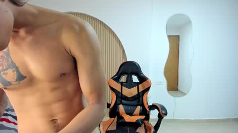 Snapshot of kenshi_rea chatting on July 18, 5:55 am kenshi_rea online show from July 18, 5:55 am