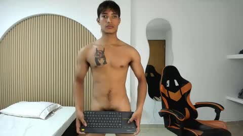 kenshi_roa online show from April 25, 3:53 am