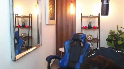 Snapshot of kenya_buhle chatting on June 6, 11:04 am Kenya Buhle online show from June 6, 11:04 am