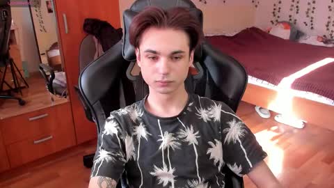 Looking for a moderator I PVT IS OPEN online show from October 7, 11:07 am