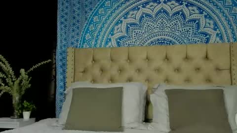 Snapshot of keryhillson chatting on December 19, 12:23 pm Kery Hillson online show from December 19, 12:23 pm