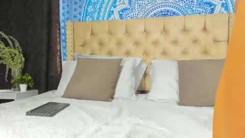 Snapshot of keryhillson chatting on January 3, 12:19 pm Kery Hillson online show from January 3, 12:19 pm