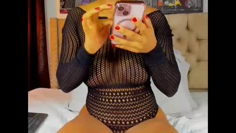 Snapshot of keryhillson chatting on January 16, 12:20 pm Kery Hillson online show from January 16, 12:20 pm