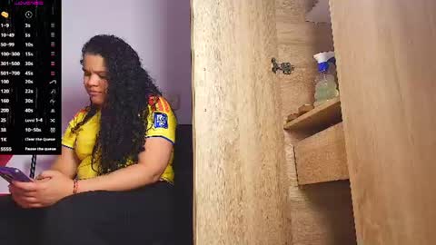 Snapshot of kesha_rosse_ chatting on June 28, 5:57 am KESHA online show from June 28, 5:57 am