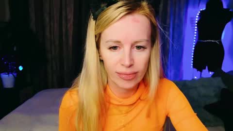 Snapshot of kess_edison chatting on December 5, 3:41 pm kess_edison online show from December 5, 3:41 pm