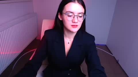 Snapshot of ketrin_pirsss chatting on December 4, 9:40 am Ketrin online show from December 4, 9:40 am