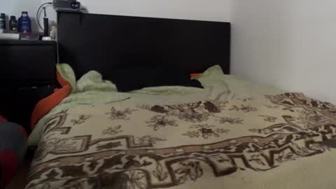 Snapshot of kevi4 chatting on February 26, 4:58 am kevi4 online show from February 26, 4:58 am