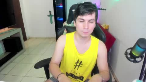 Kevin online show from May 2, 11:21 pm