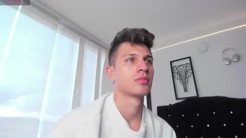 Kevin Ahs online show from November 13, 9:03 pm