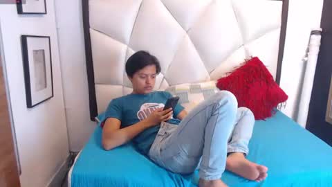 Snapshot of kevin_charless chatting on June 12, 12:15 pm Kevin online show from June 12, 12:15 pm