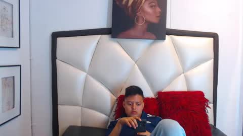 Snapshot of kevin_charless chatting on June 14, 12:07 pm Kevin online show from June 14, 12:07 pm