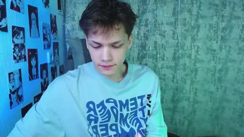 Kevin online show from November 30, 4:27 am