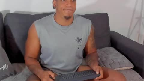 Snapshot of kevin_lance chatting on May 30, 8:00 am Kevin Lance online show from May 30, 8:00 am