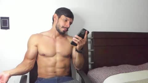 Snapshot of kevin_malone22 chatting on November 5, 2:00 am kevin_malone22 online show from November 5, 2:00 am